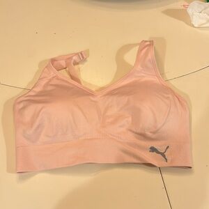 🌸 NWOT Puma Pink Sports Bra with Moisture-Wicking Fabric